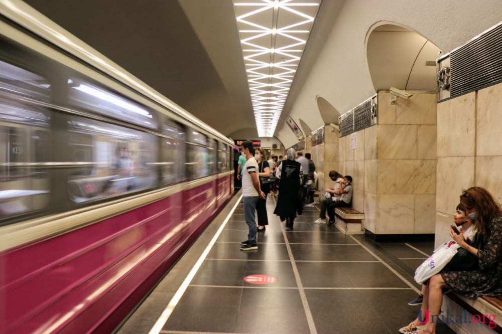 Uzun fasilədən sonra Bakı metrosu - FOTOLAR